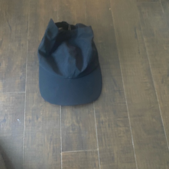 Lululemon Fast and Free Black Running hat - Picture 10 of 11